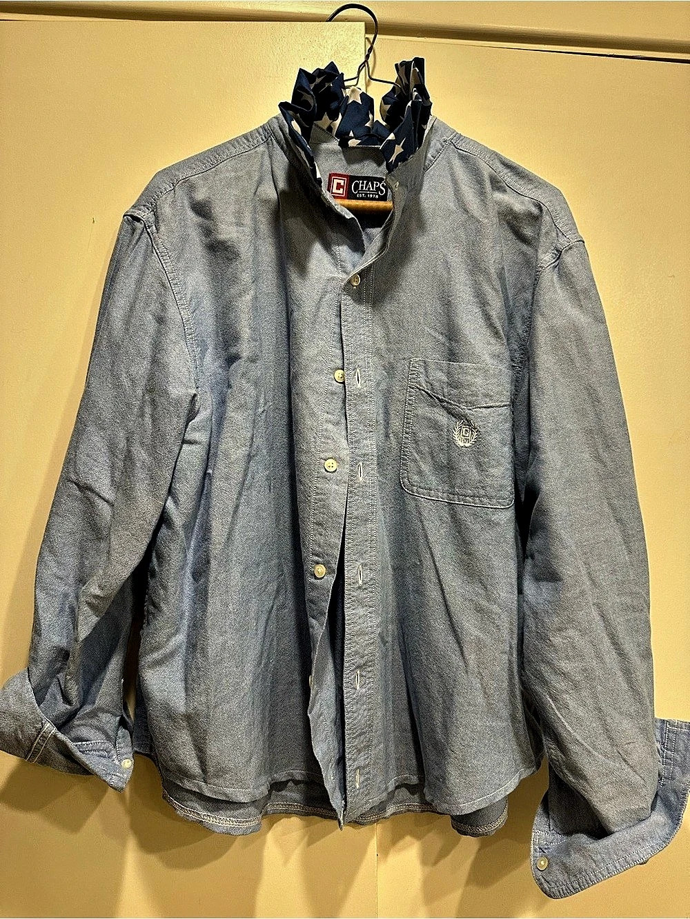 Chaps Men's Blue & White Star Print Casual Shirt Size Large
